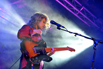 Anna Calvi 3