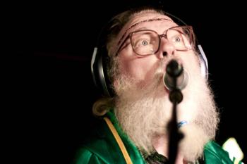 R Stevie Moore